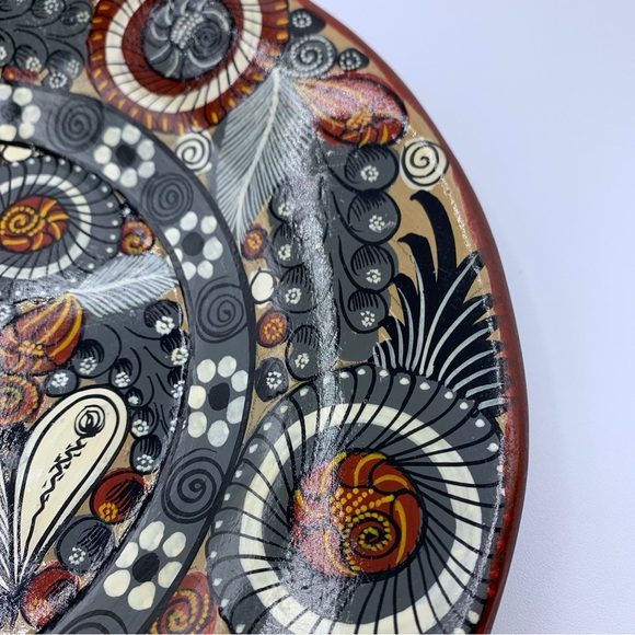 Mexican Folk Art Pottery Hand Painted Bird Wall Hanging Plate 9.75” - Picture 6 of 8